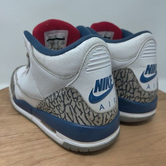 Nike Air Jordan 3 Retro GS- Womens- Size 7- True Blue- [854261-106] - Picture 6 of 12